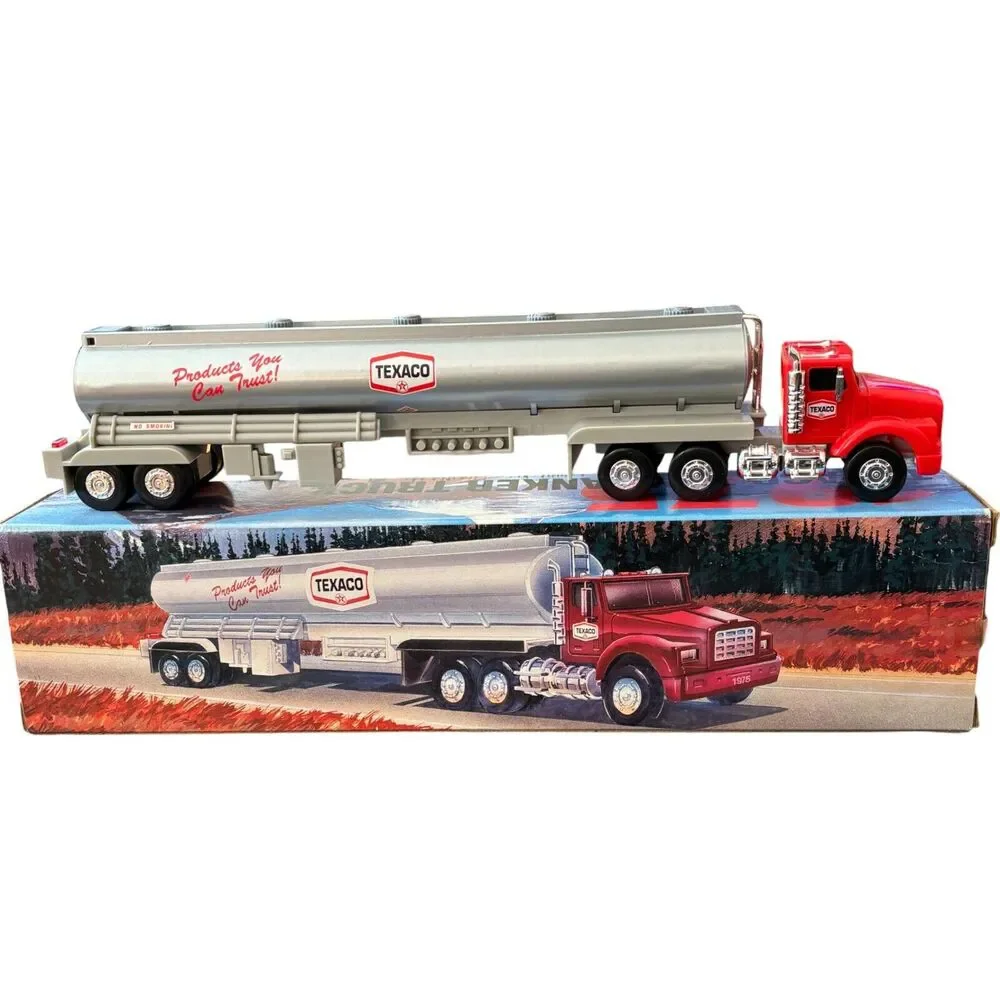 NEW 1975 Texaco Toy Tanker Truck with Sound and Lights 1995 Edition IN BOX